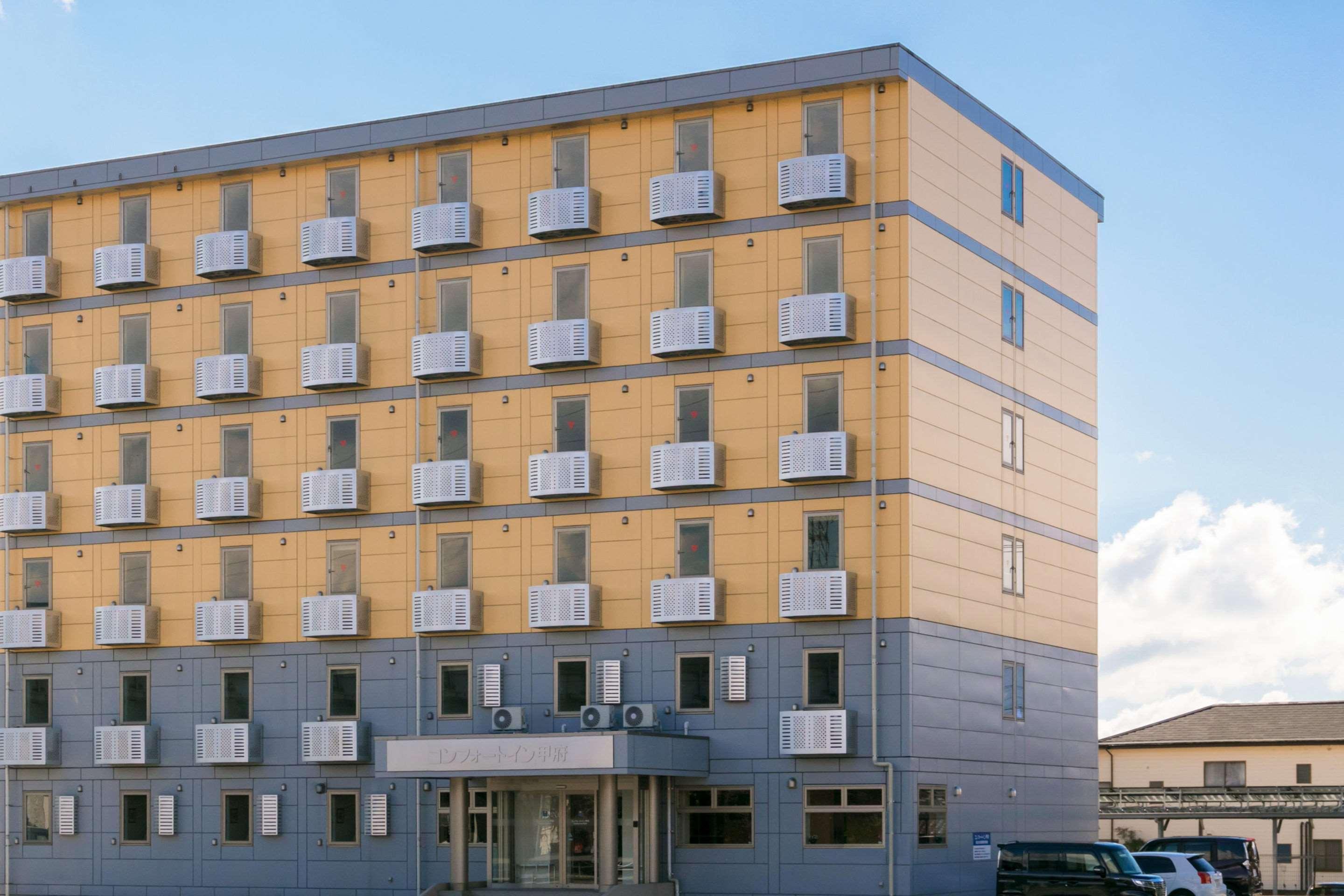 Comfort Inn Kofu Showa Inter Zewnętrze zdjęcie